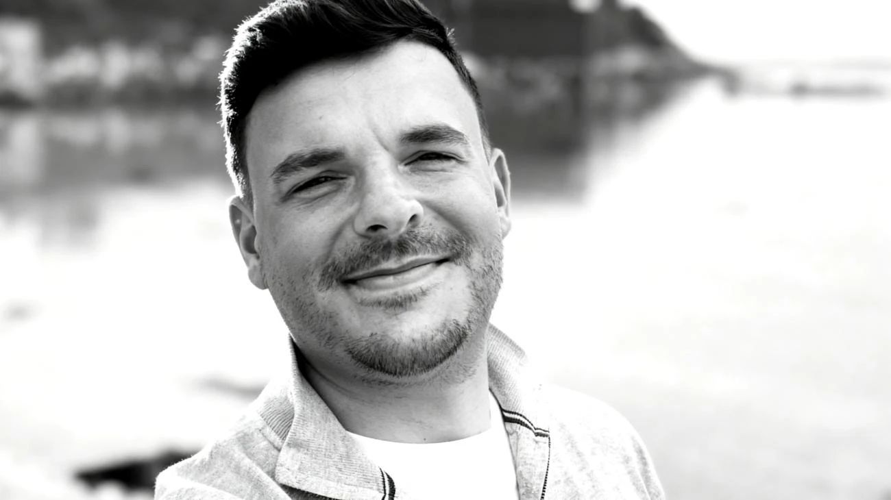 Jan Zimmermann Youtuber Todesursache bestätigt: Was du über SUDEP wissen musst, bevor es zu spät ist 2025-11-25T11:36:58.926Z"