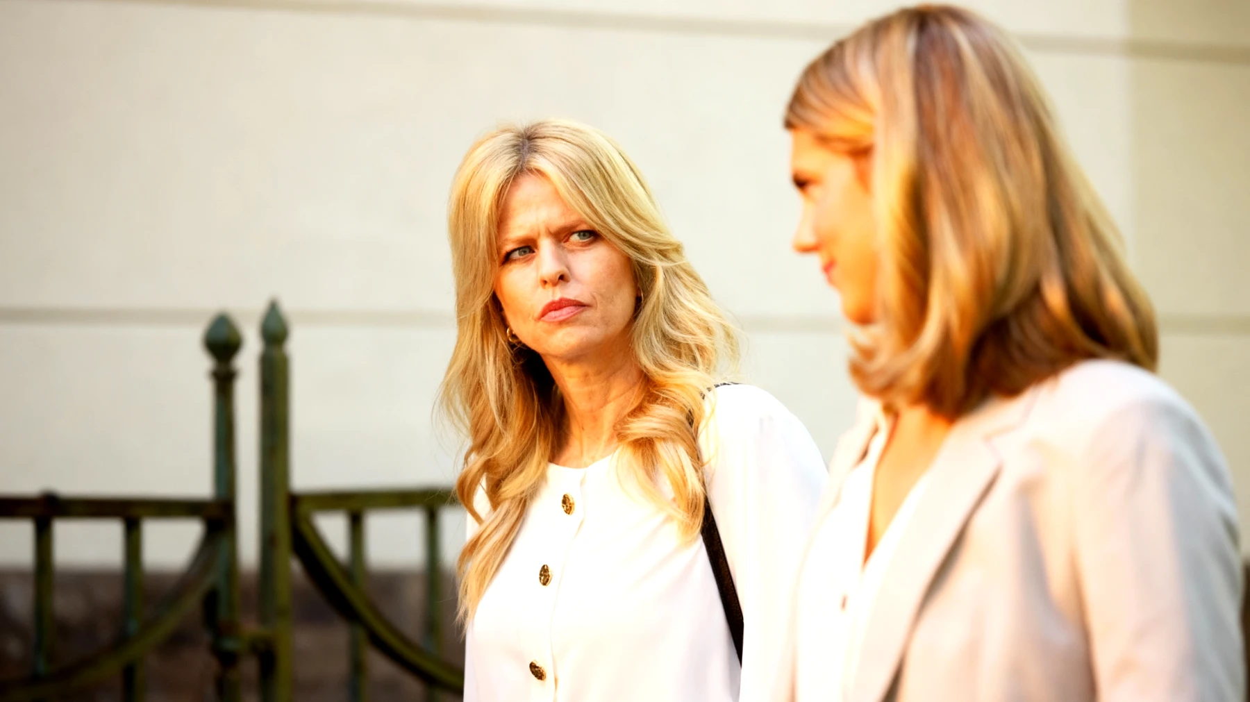 Unter uns2025-11-26T05:36:13.146Z"